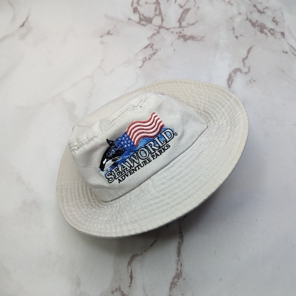 SeaWorld Hat Vintage 90s Bucket Beige Flag Shamu Cap Canvas Cotton Embroidered